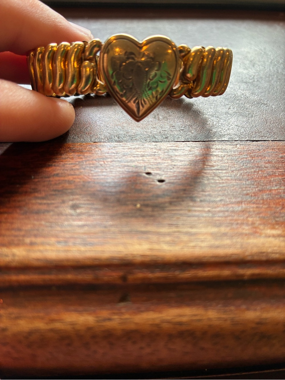 Victorian Gold fill Heart Stretch Bracelet - Women Jewelry - Picture 2 of 5